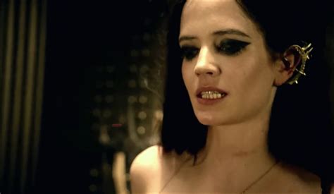 Deslumbrante Eva Green em cena sensual nua de Sin City